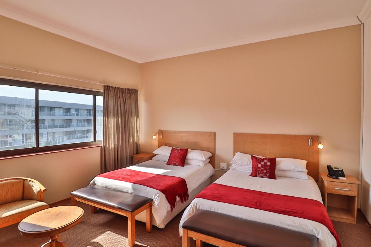Gonubie Hotel Экстерьер фото
